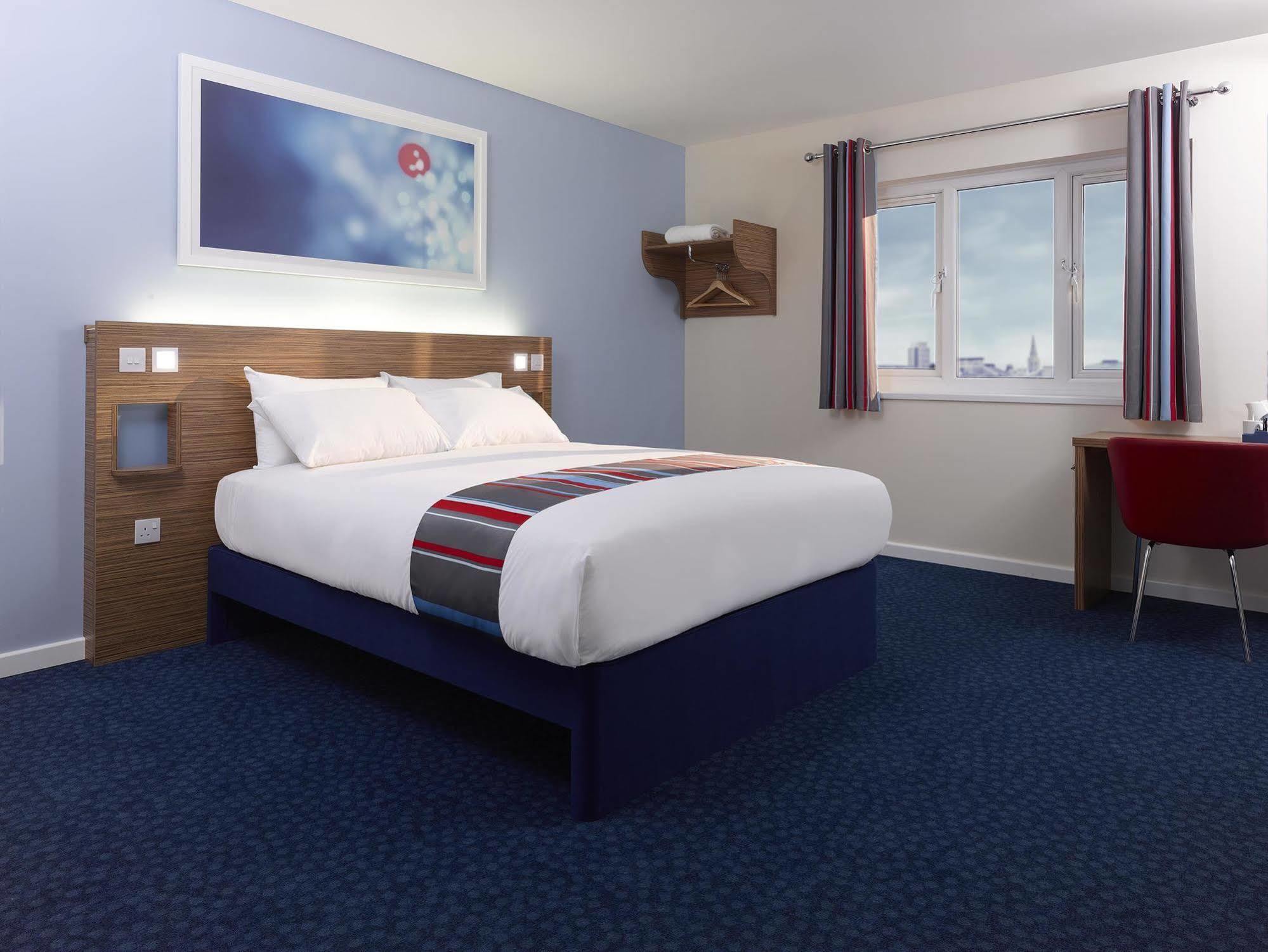 Travelodge The 3*
