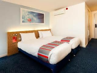 Hotel Travelodge The 3*