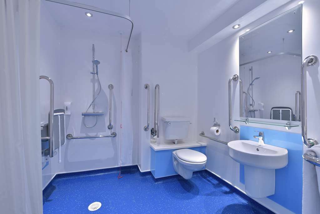 Travelodge The Hotel 3*